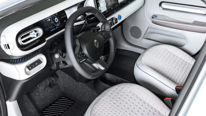 Renault Twingo 45 700x394