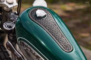Harley Electra Glide Bobber 1979 par Kid Custom Factory, Japon