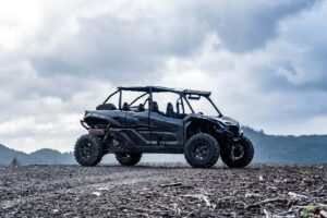La Kawasaki KRX4 Blackout Edition pourrait être la seule côte à côte pour les gouverner tous