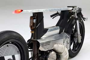 Theo Niess Hyperbike à moteur Honda 15