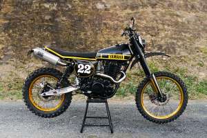 Restomod d'enduro vintage Yamaha XT500 par Purpose Built Moto