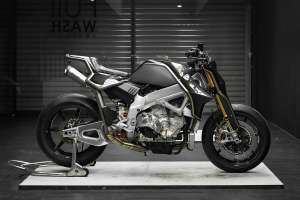 Streetfighter Aprilia RSV4 Factory personnalisé par Rough Crafts
