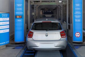 Plus de 40 mètres pour l&rsquo;un des tunnels de lavage de voitures les plus longs d&rsquo;Espagne, mais il est encore loin du tunnel américain