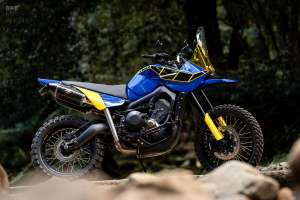Rallye Yamaha MT-09 construit par Purpose Built Moto