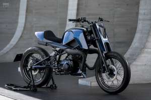 Tracker de rue à deux temps Suzuki 125 personnalisé