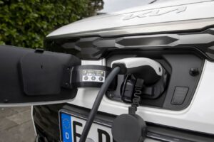 Quels véhicules électriques préservent le mieux la santé de leur batterie après 100 000 kilomètres ?
