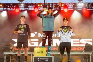 Ce motard tout-terrain vient de remporter l&rsquo;or aux X Games à bord d&rsquo;un EV Stark. Donne un majeur symbolique aux haineux