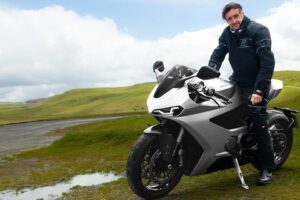 Écoutez ce que Richard Hammond pense de la nouvelle Norton Manx R Superbike