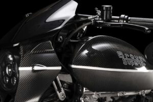 Le Brough Superior Dagger S est un vélo Bruiser avec des problèmes de colère très coûteux