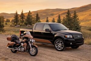 RMEF met aux enchères une Harley-Davidson et une vieille Harley Ford F-150 au profit de la faune