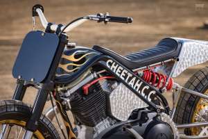 Traqueur plat Buell Blast par Cheetah, Tokyo, Japon