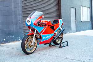 Réplique Moto Ducati TT1 13 spécialement conçue