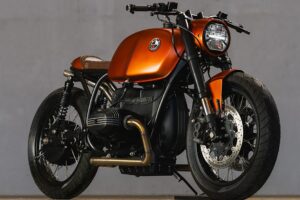 Orange Rush : BMW R100/7 personnalisée de Caffeine Custom