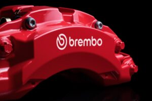 Les étriers de frein les plus puissants de Brembo ne sont pas destinés à une supercar, mais à un pick-up électrique de 4 tonnes