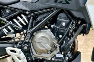 BMW espionné teste une toute nouvelle moto d&rsquo;aventure de poids moyen
