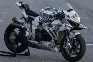 CFMoto vient de créer un problème de 196 MPH pour l&rsquo;établissement Superbike