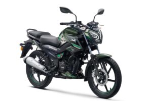 Ce vélo « Doctor Doom » à 1 000 $ aide TVS à planifier la domination du monde de la moto