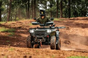 Les sécheresses révèlent maintenant des trésors perdus, notamment une motoneige et un VTT