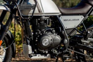 Royal Enfield possède déjà un Himalayan 450, alors pourquoi fabrique-t-il un 440 ?