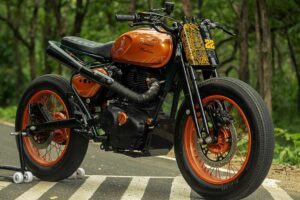 Le Tigre de Nagpur : le Royal Enfield Hunter 350 Tracker de Garuda Machina