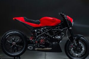 Forza Ducati! La Multistrada réinventée en café racer