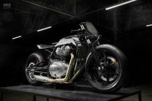 Vélo drag Royal Enfield Continental GT 650 par Bad Winners