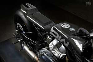 Vélo drag Royal Enfield Continental GT 650 par Bad Winners