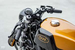 Royal Enfield Continental GT personnalisé par BAAK