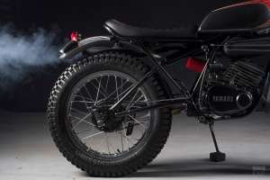 Yamaha DT175 restomodé par Sabotage Motorcycles