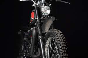 Yamaha DT175 restomodé par Sabotage Motorcycles
