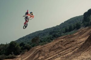 Stark rejoint le championnat australien de Supercross 2026. Fait l&rsquo;histoire dans le processus