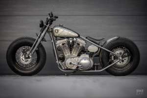 Semi-rigide Harley-Davidson Sportster personnalisé par MB Cycles