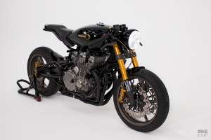 Honda CB750 Nighthawk café racer par Darling Cycles