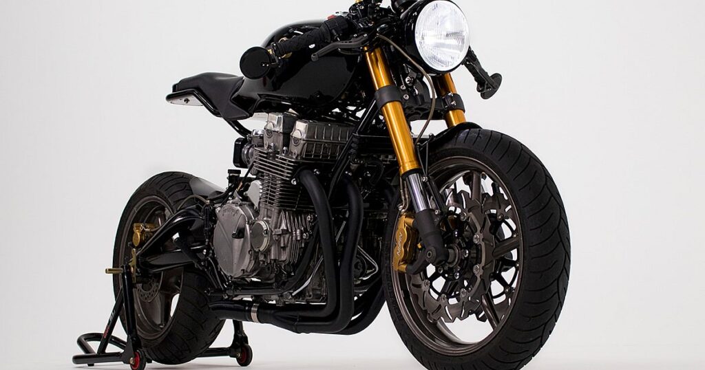 Jour et nuit : amélioration radicale du CB750 Nighthawk