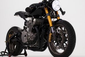 Jour et nuit : amélioration radicale du CB750 Nighthawk