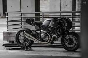 Ducati Monster 821 café racer par Rough Crafts