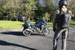 Alpinestars Sealed Sport Pack a guéri ma haine de conduire des motos avec un sac à dos