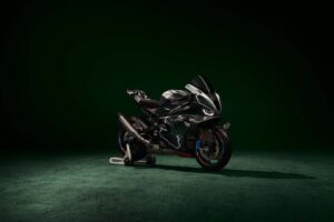 BMW révèle le prix de la M 1000 RR Isle of Man TT en édition limitée. C&rsquo;est cher