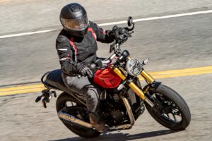 J&rsquo;ai eu un aperçu pratique du nouveau casque de moto antibruit de Cardo. Que voulez-vous savoir ?