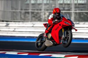 La meilleure Superbike s&rsquo;est encore améliorée. Ducati a mis à jour les Panigale V4 et V4 S 2027